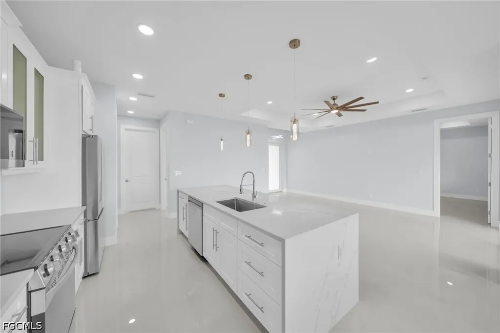 4118 18th Street SW Lehigh Acres FL 33976