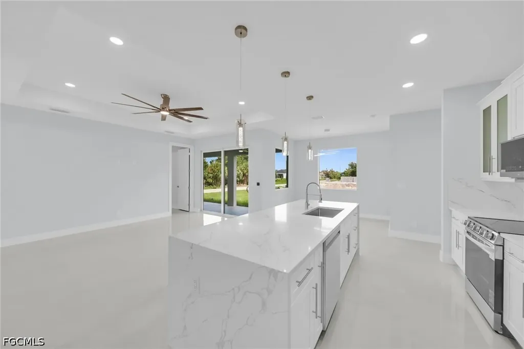 4118 18th Street SW Lehigh Acres FL 33976