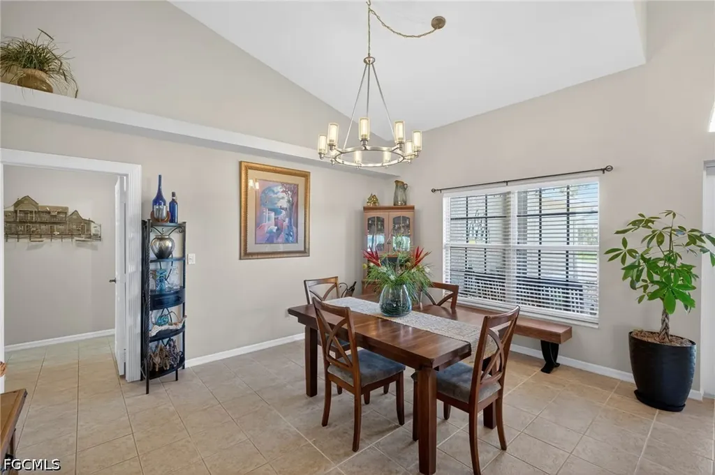 527 SW 40th Terrace Cape Coral FL 33914