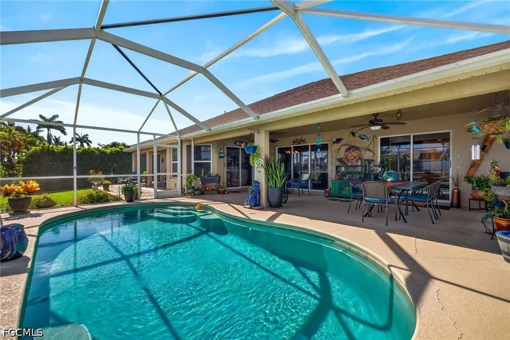 527 SW 40th Terrace Cape Coral FL 33914