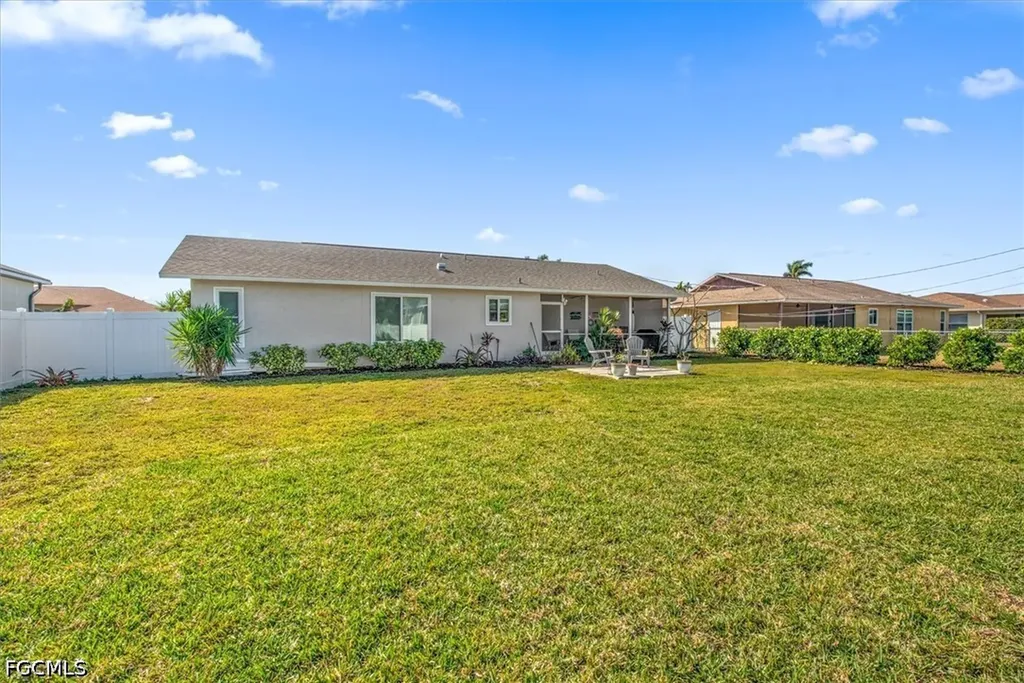 1817 SW 40th Street Cape Coral FL 33914