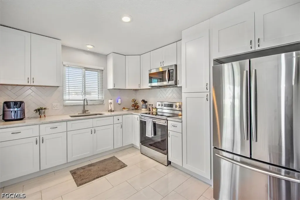 1817 SW 40th Street Cape Coral FL 33914