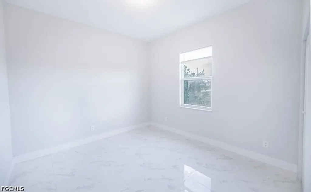 2911 48th Street SW Lehigh Acres FL 33976