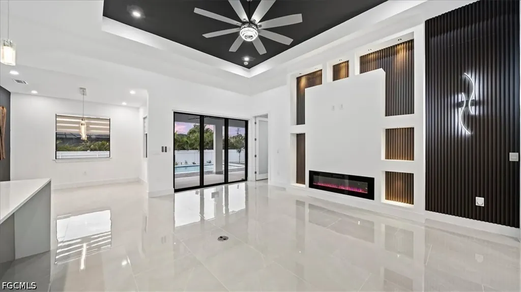 2711 Van Buren Parkway Cape Coral FL 33993