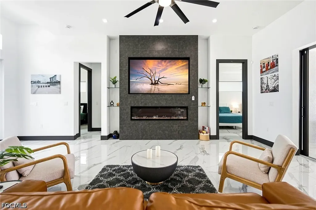 231 Gleason Parkway Cape Coral FL 33914