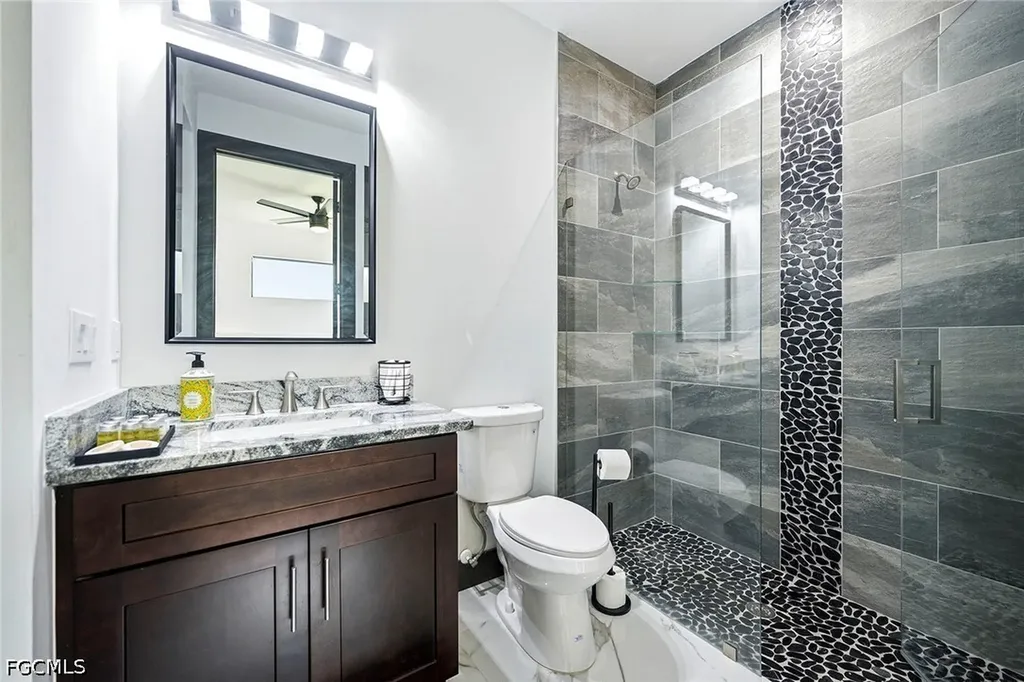 231 Gleason Parkway Cape Coral FL 33914