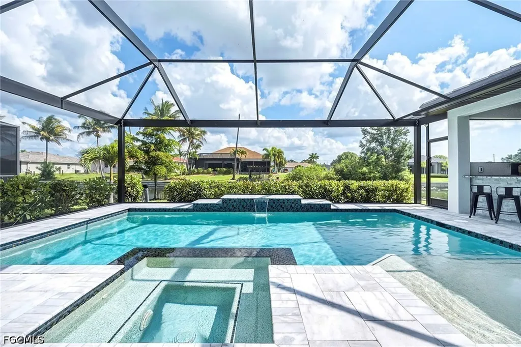 231 Gleason Parkway Cape Coral FL 33914