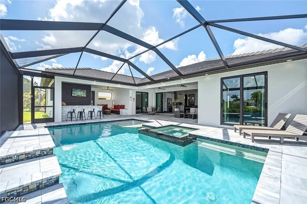 231 Gleason Parkway Cape Coral FL 33914