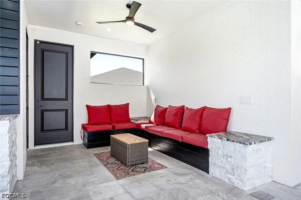 231 Gleason Parkway Cape Coral FL 33914