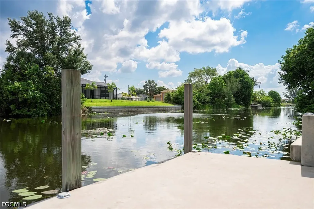 231 Gleason Parkway Cape Coral FL 33914