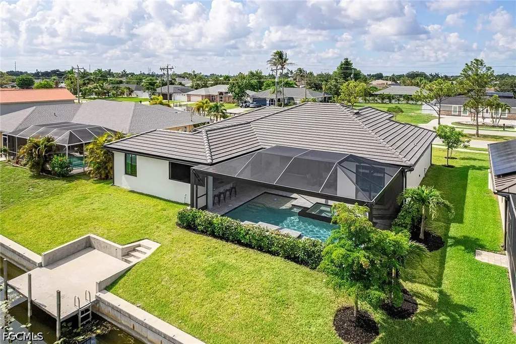231 Gleason Parkway Cape Coral FL 33914