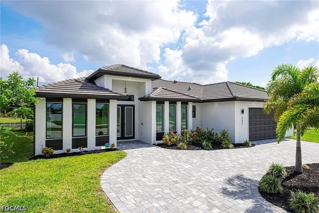 231 Gleason Parkway Cape Coral FL 33914