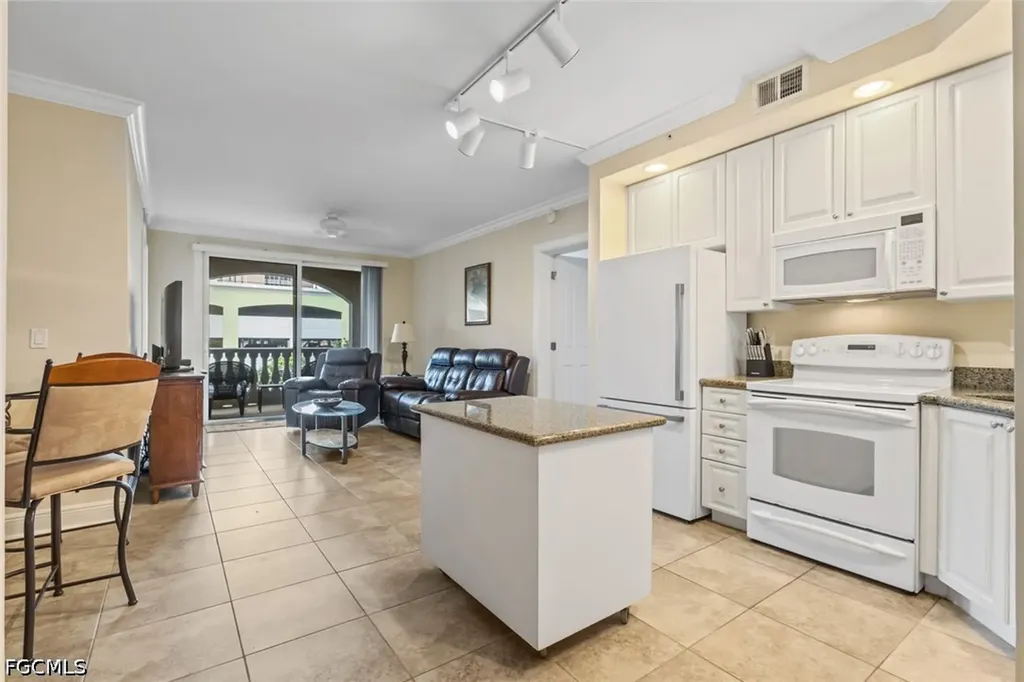2825 Palm Beach Boulevard Fort Myers FL 33916