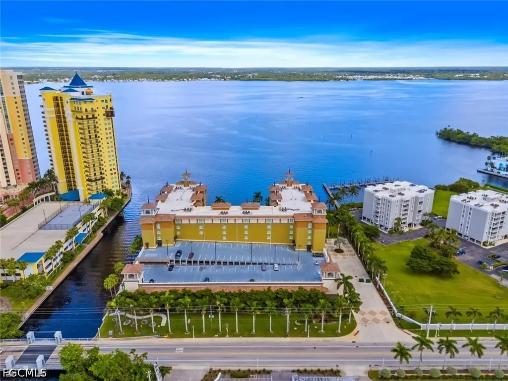 2825 Palm Beach Boulevard Fort Myers FL 33916