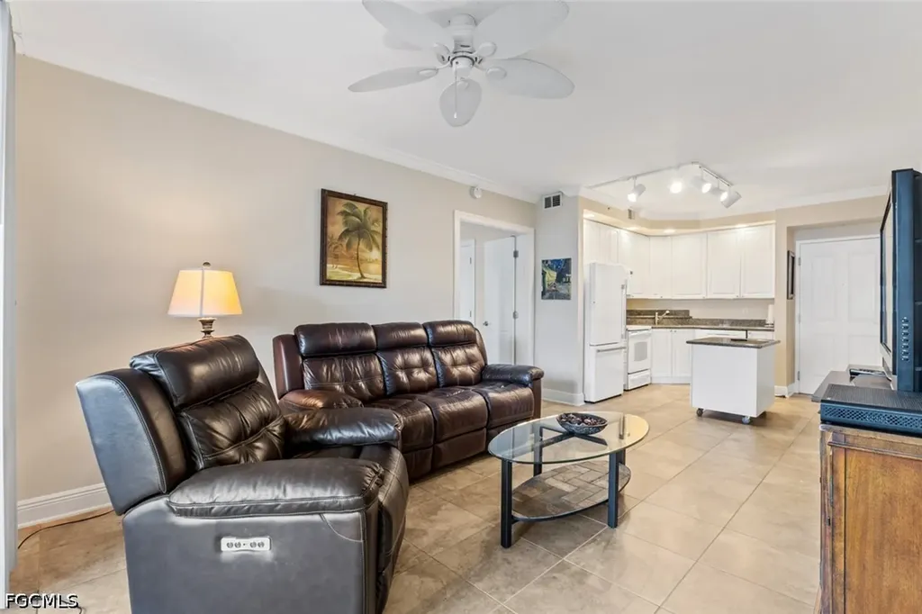 2825 Palm Beach Boulevard Fort Myers FL 33916