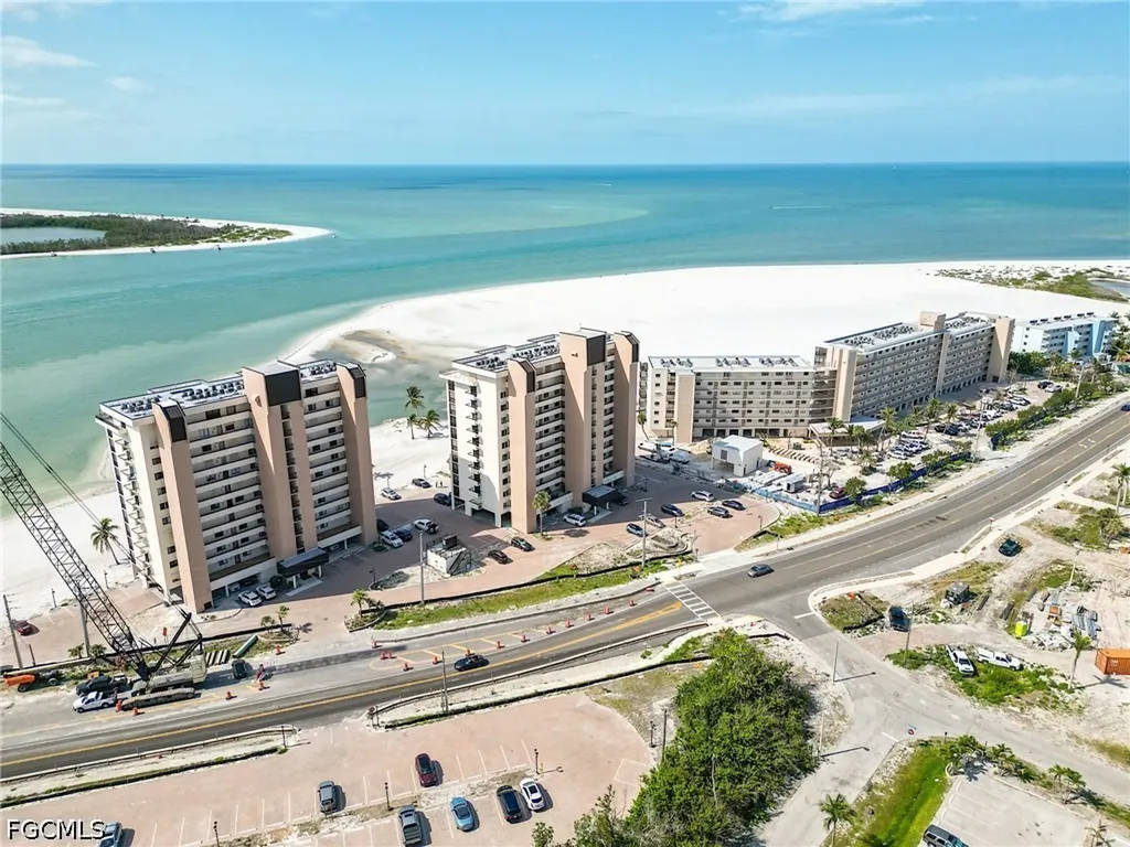 Fort Myers Beach FL, 8400 Estero Boulevard, Unit 903