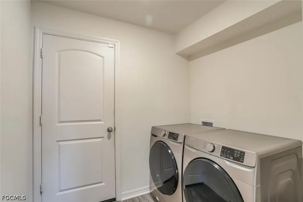 4204 NW 39th Street Cape Coral FL 33993