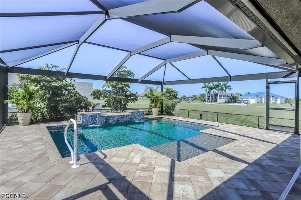 4204 NW 39th Street Cape Coral FL 33993