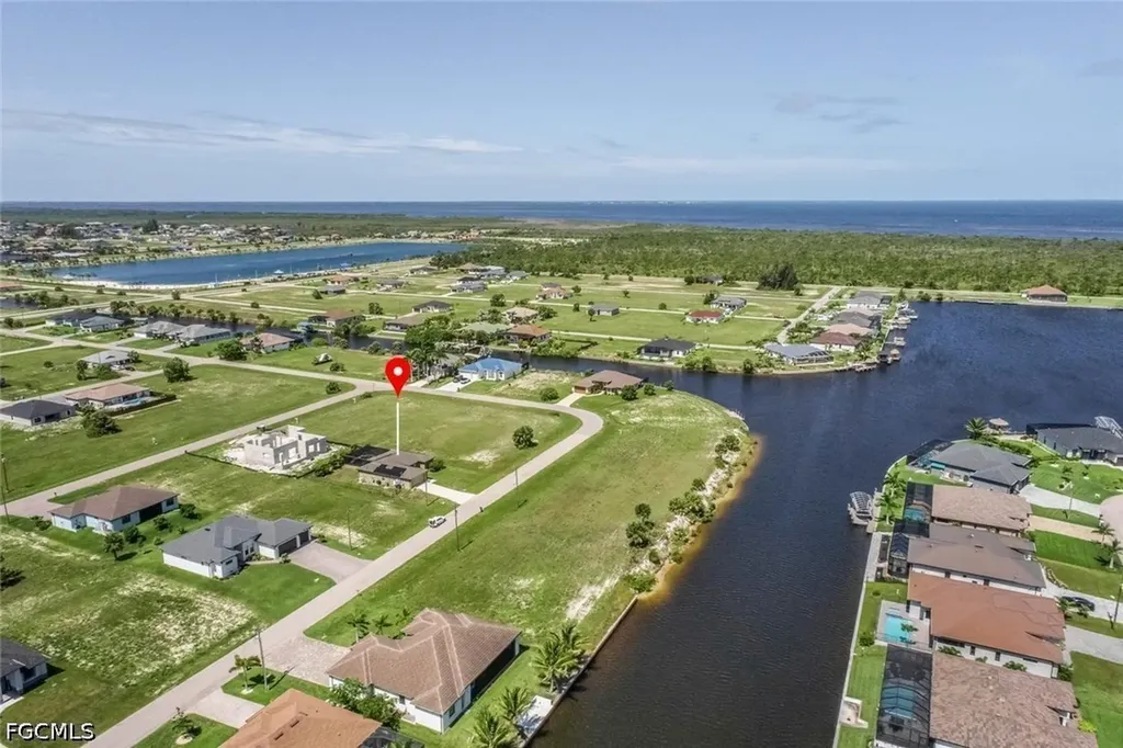 4204 NW 39th Street Cape Coral FL 33993