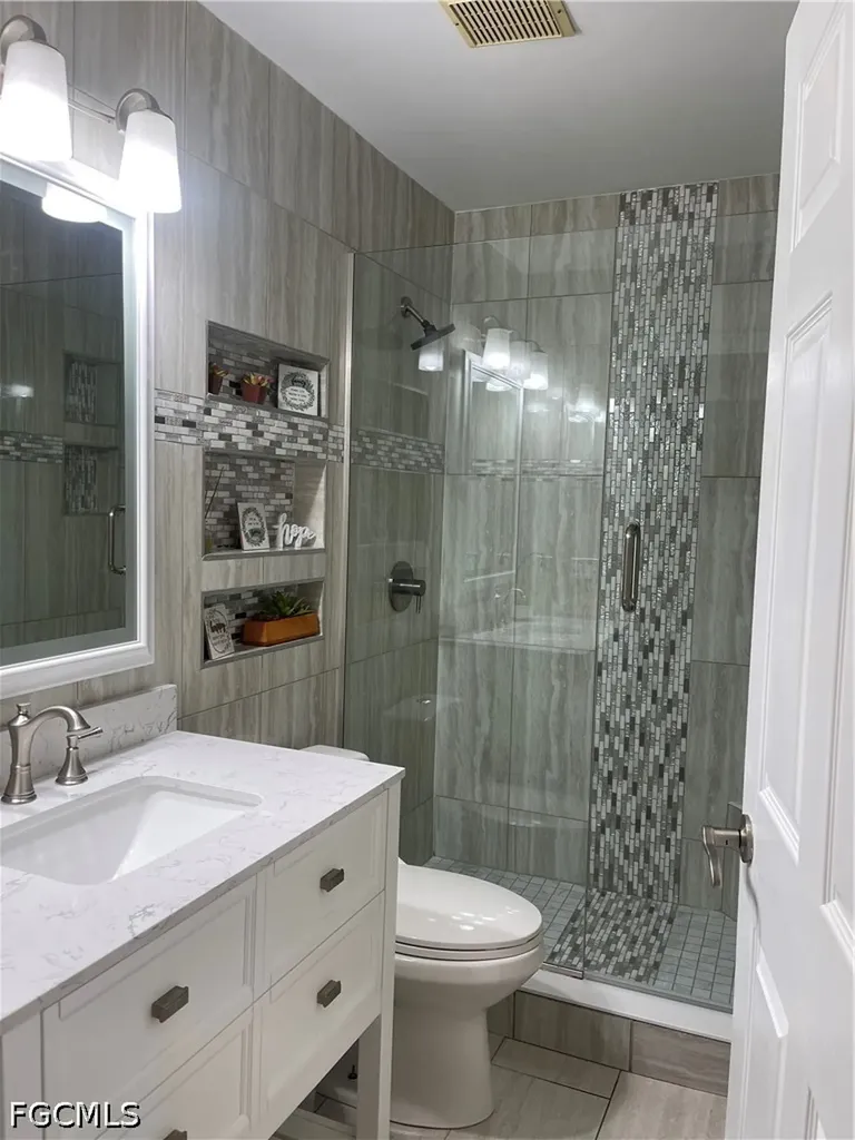 2721 NW 4th Street Cape Coral FL 33993