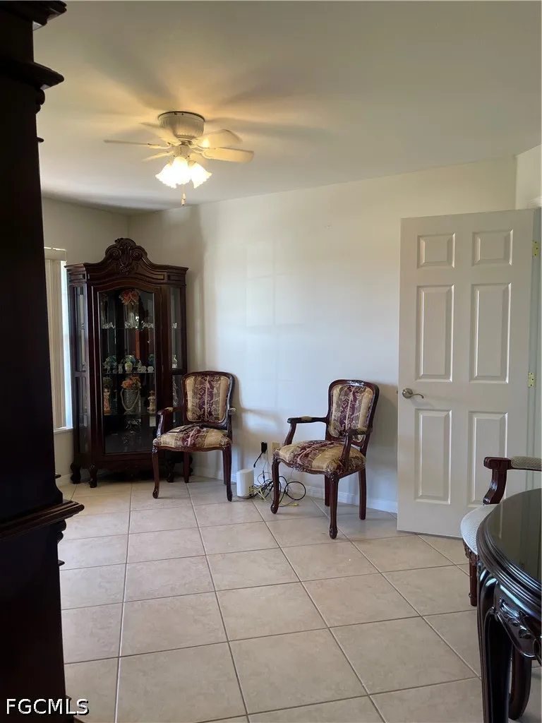 2721 NW 4th Street Cape Coral FL 33993