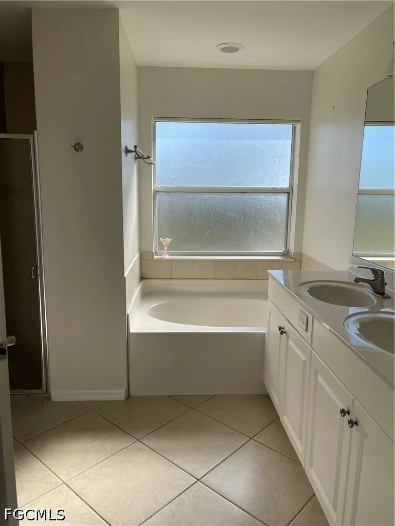 2721 NW 4th Street Cape Coral FL 33993