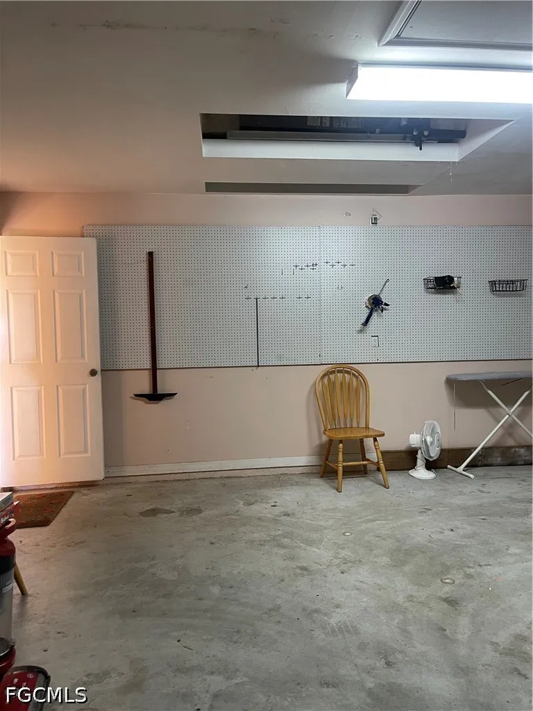 2721 NW 4th Street Cape Coral FL 33993