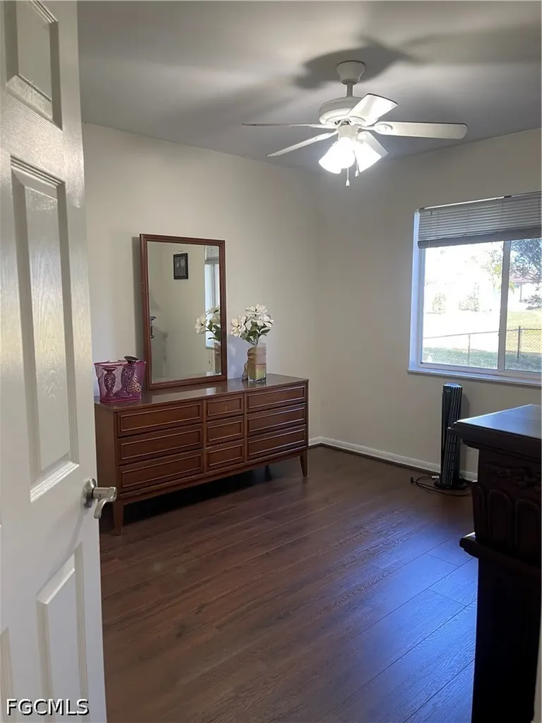 2721 NW 4th Street Cape Coral FL 33993