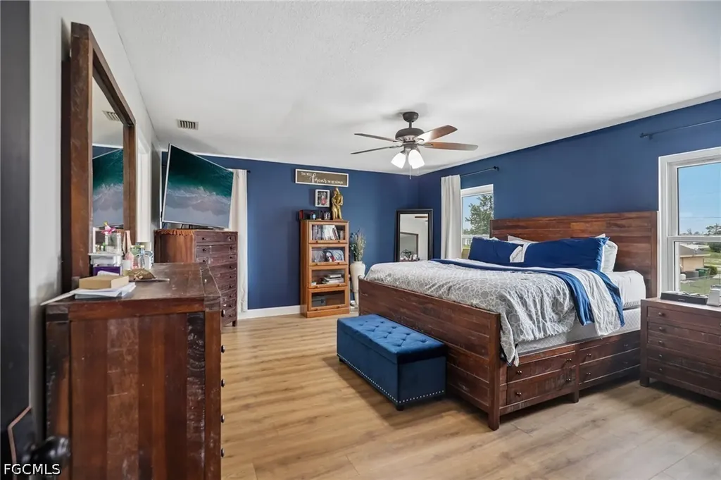 1825 NW 23rd Terrace Cape Coral FL 33993