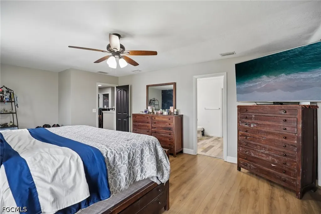 1825 NW 23rd Terrace Cape Coral FL 33993