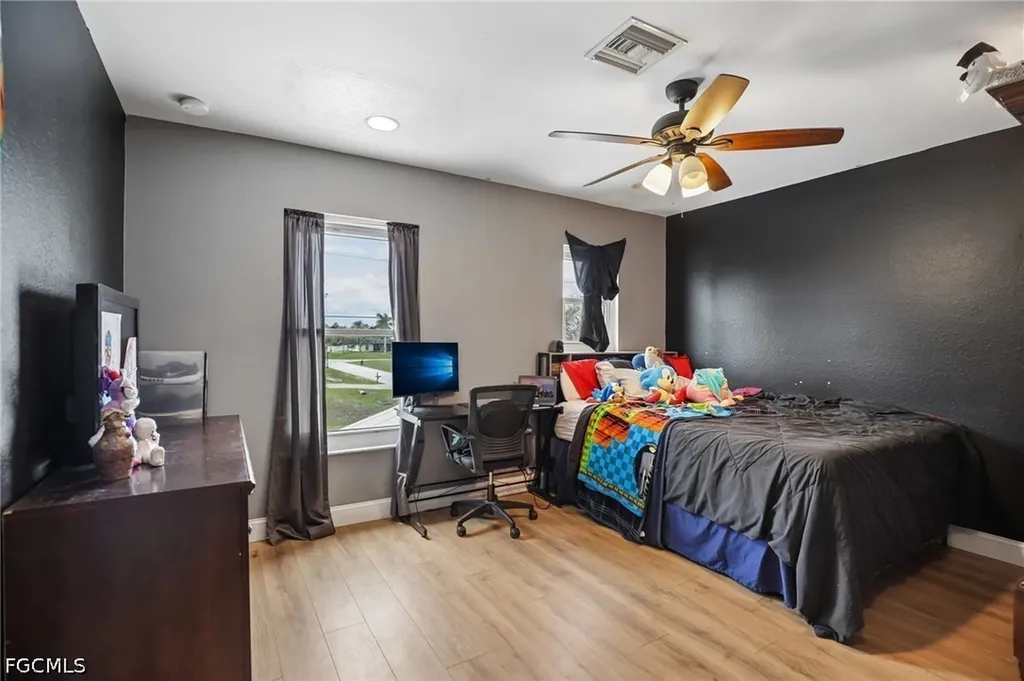1825 NW 23rd Terrace Cape Coral FL 33993