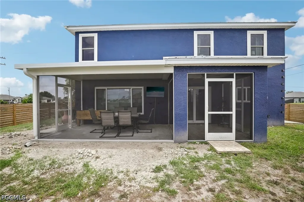 1825 NW 23rd Terrace Cape Coral FL 33993