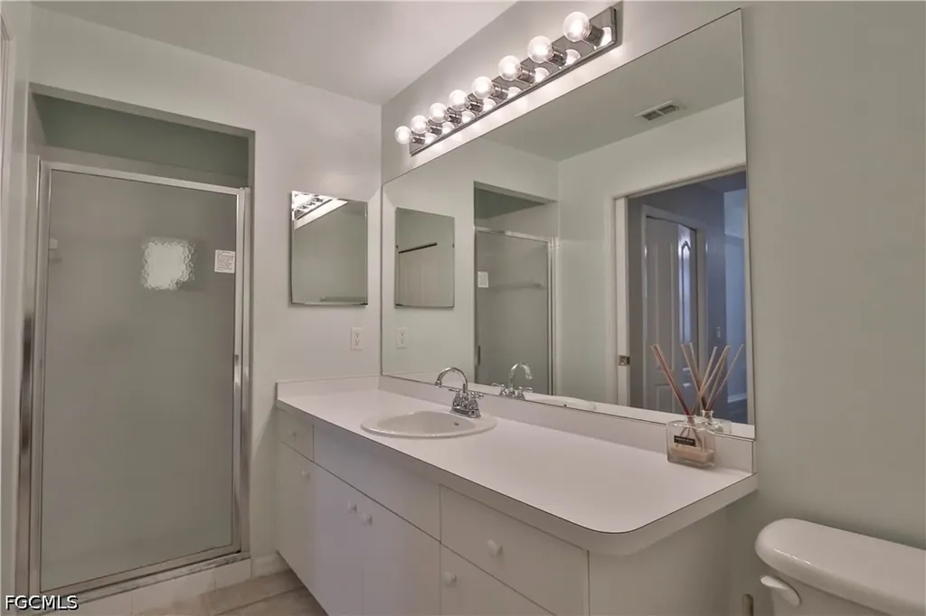 8550 Kingbird Loop Estero FL 33967