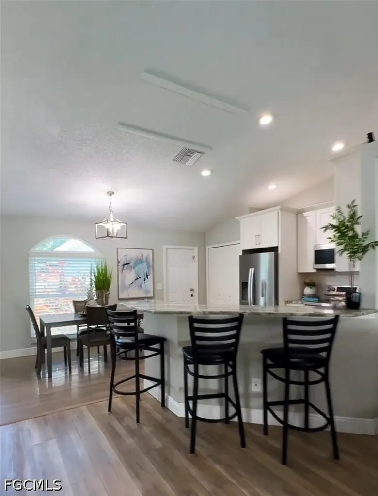 12711 Pineforest Way E Largo FL 33773