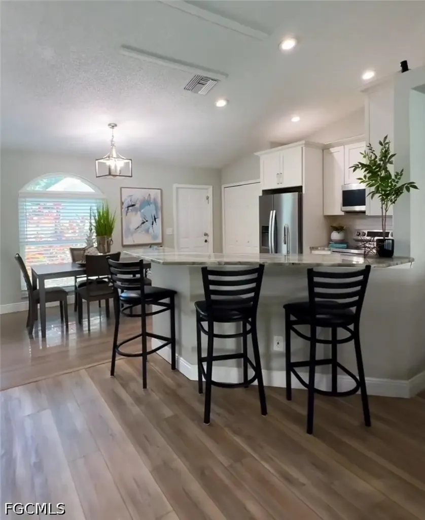 12711 Pineforest Way E Largo FL 33773