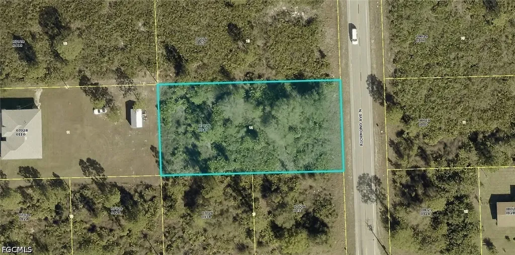 1003 Richmond Avenue N Lehigh Acres FL 33972