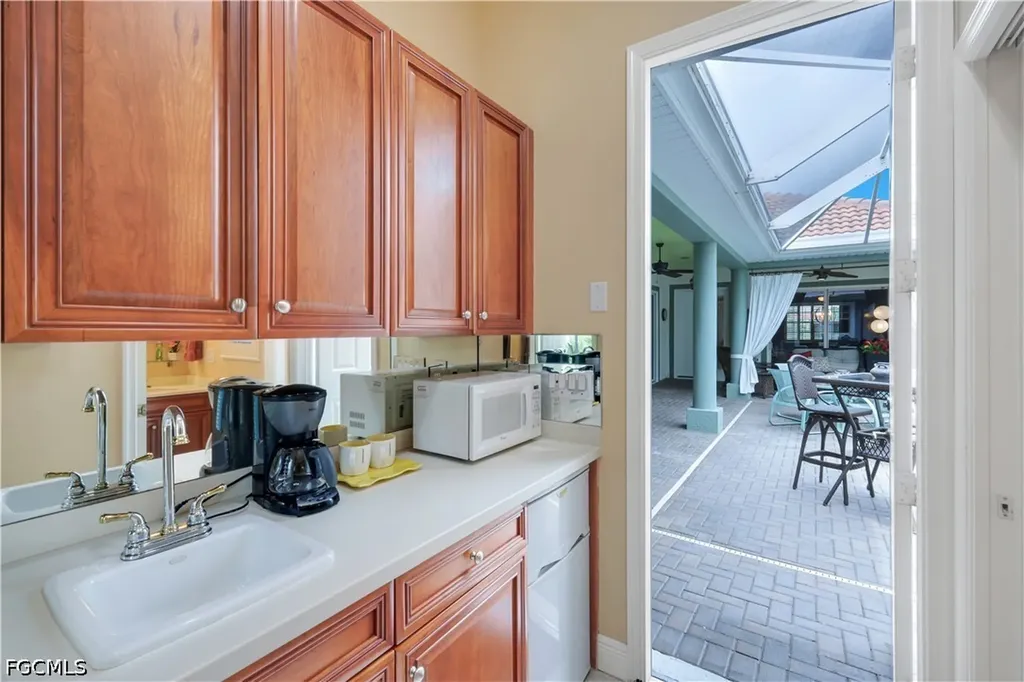 5661 Kensington Loop Fort Myers FL 33912