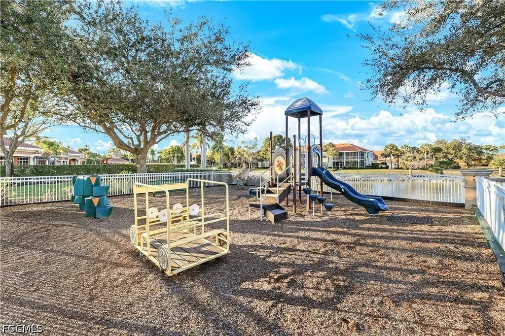 5661 Kensington Loop Fort Myers FL 33912