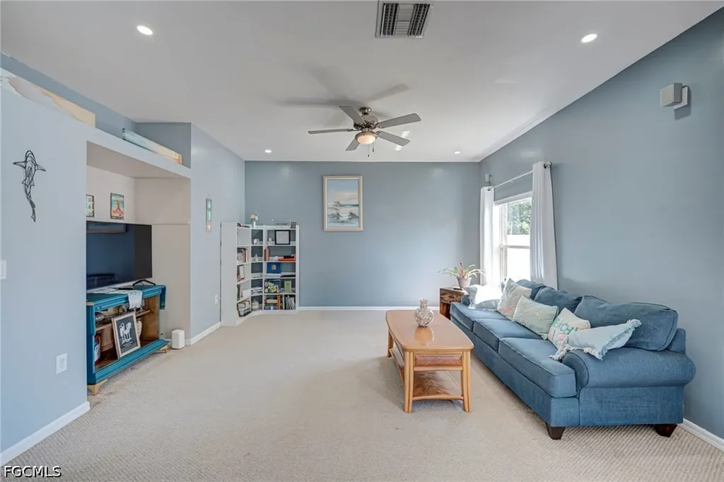 2743 Nature Pointe Loop Fort Myers FL 33905