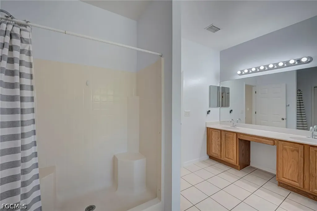 2743 Nature Pointe Loop Fort Myers FL 33905