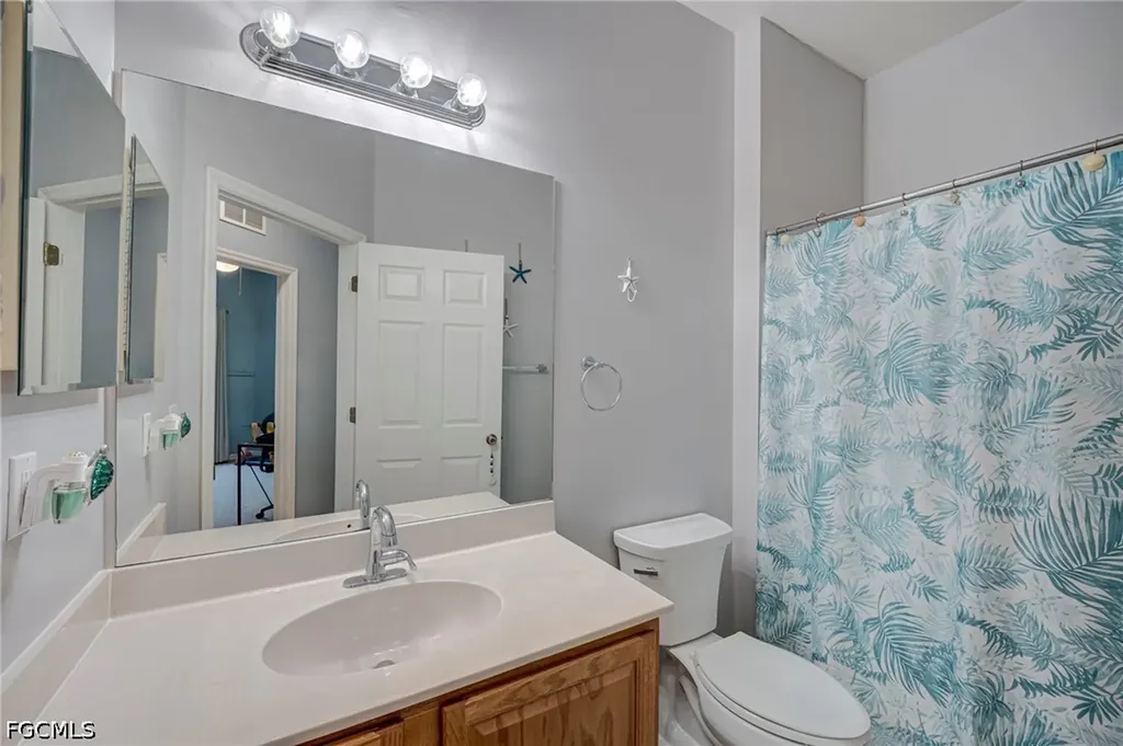 2743 Nature Pointe Loop Fort Myers FL 33905