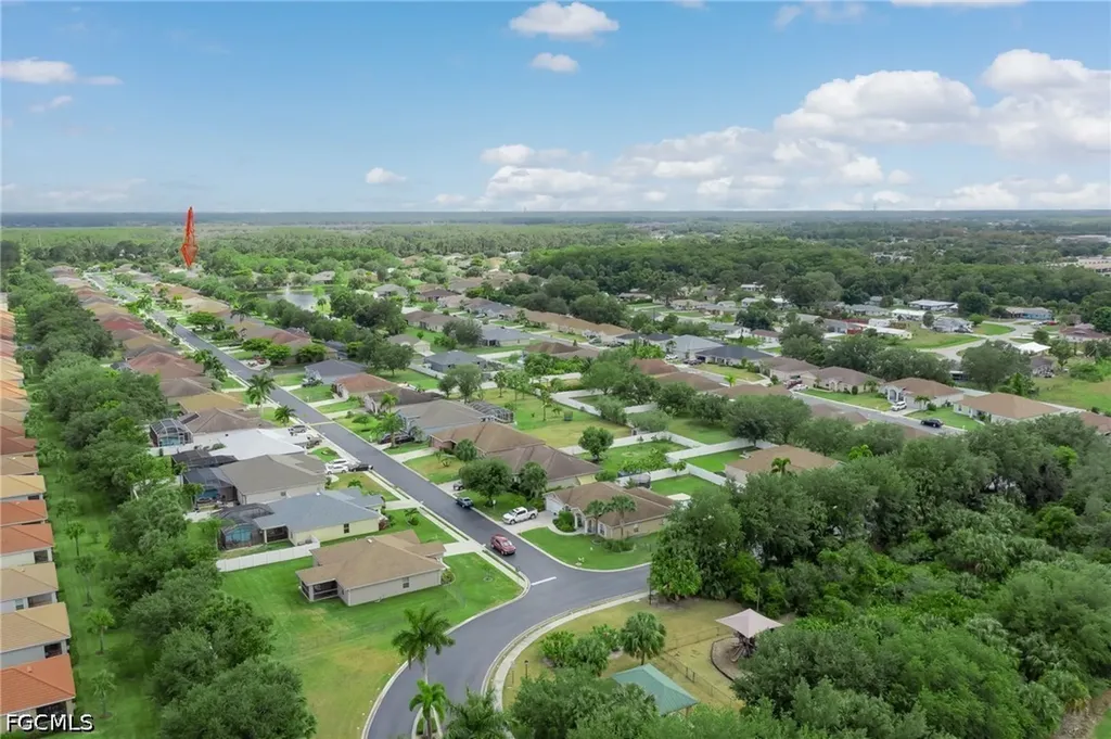 2743 Nature Pointe Loop Fort Myers FL 33905