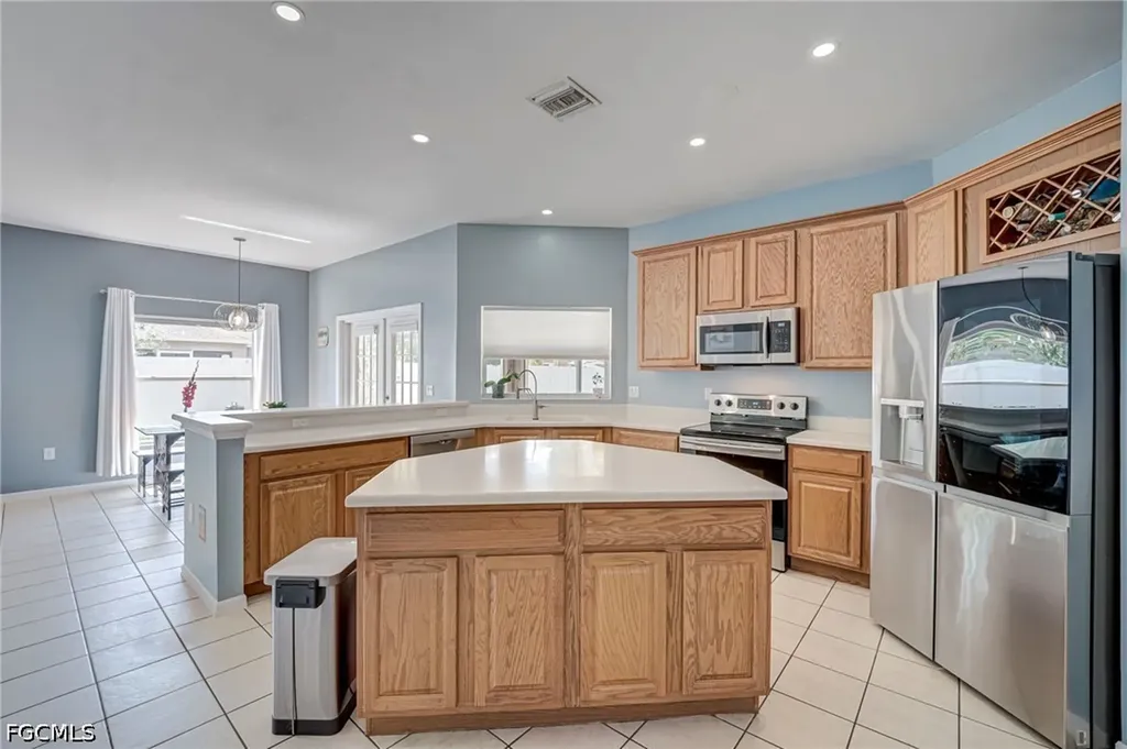 2743 Nature Pointe Loop Fort Myers FL 33905
