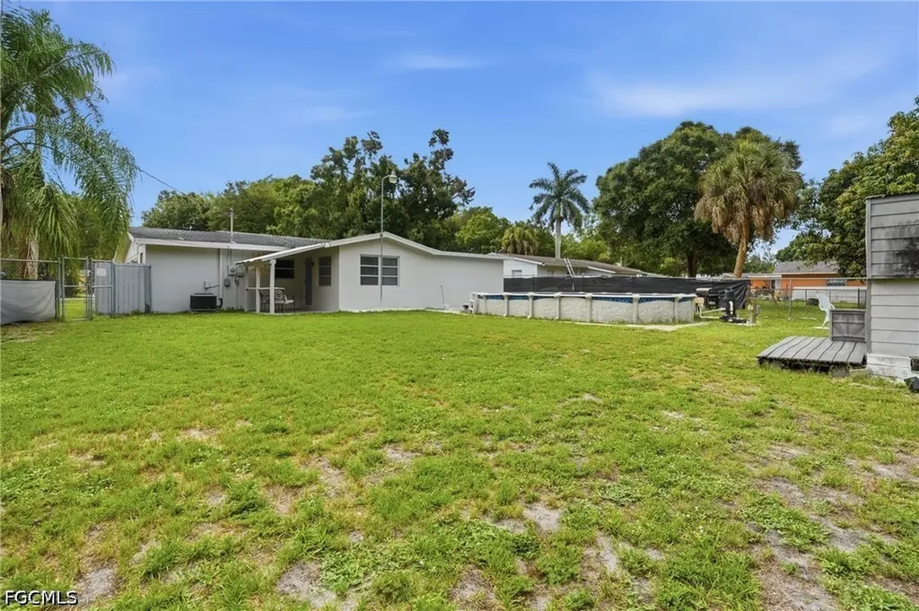 372 Altamont Avenue Fort Myers FL 33905