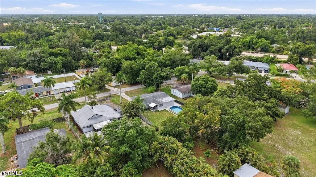 372 Altamont Avenue Fort Myers FL 33905