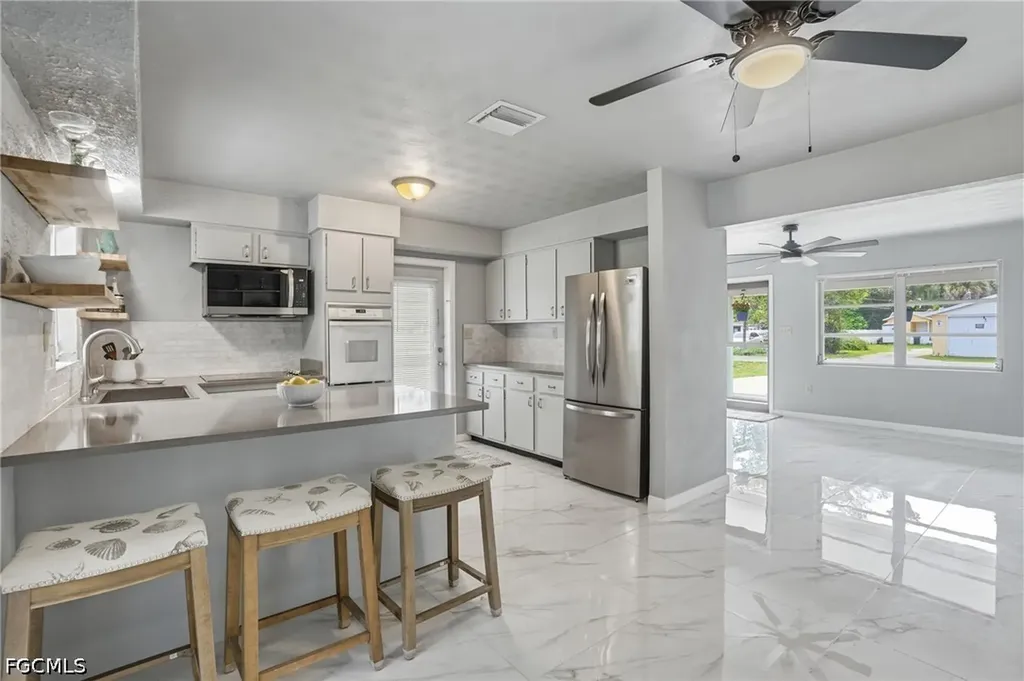 372 Altamont Avenue Fort Myers FL 33905