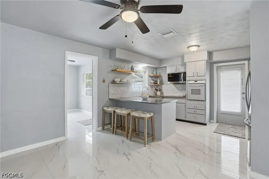 372 Altamont Avenue Fort Myers FL 33905