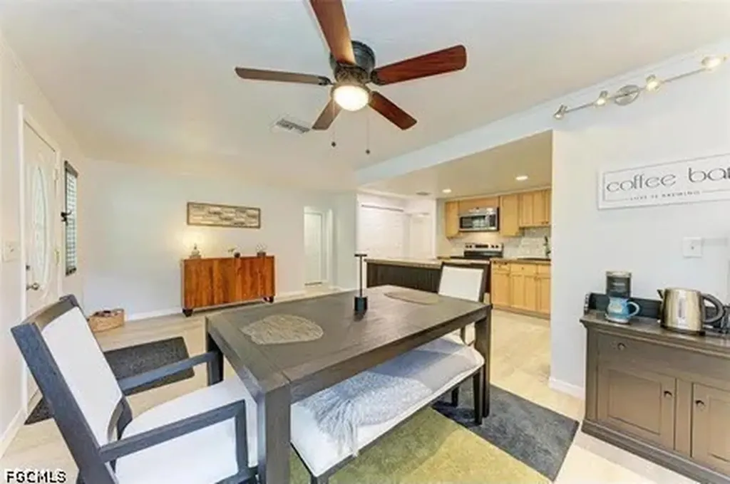 11710 North Street Tampa FL 33617