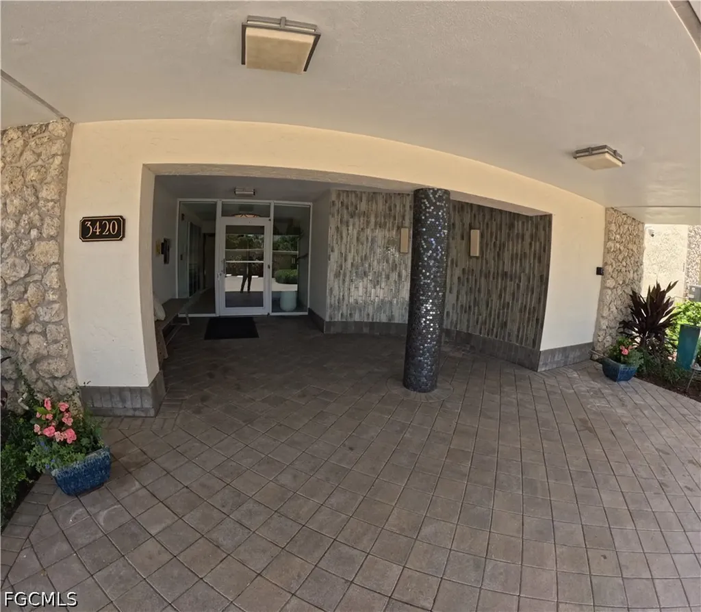 3420 Gulf Shore Boulevard N Naples FL 34103