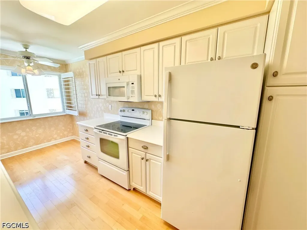 3420 Gulf Shore Boulevard N Naples FL 34103